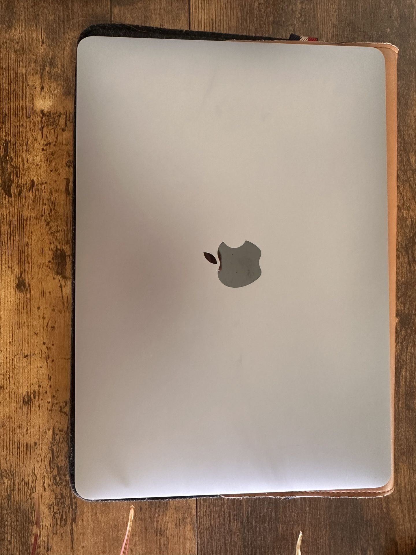Macbook air 13inch 2020