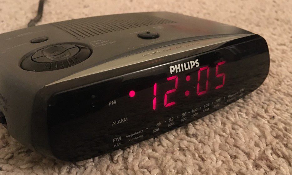 Philips AM/FM Alarm Clock Radio