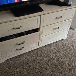 Standard Dresser