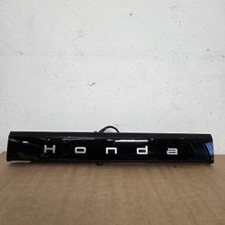 2024 2025 2026 Honda Prologue Liftgate Tailgate Molding /camera OEM 