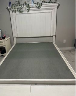 Queen Sized Bed Frame