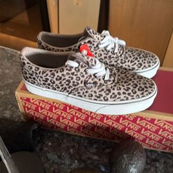 Vans leopard print