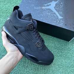 Jordan 4 Retro “Black Cat” 🐈‍⬛ Size 8.5M *ONLY*