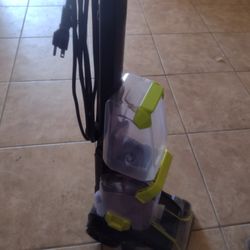 Bissell Pet Carpet Cleaner 