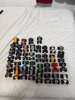 Monster trucks hot wheels