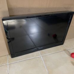 Dynex tv With Remote 
