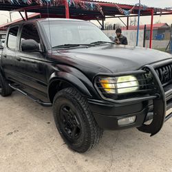 Toyota Tacoma Pre-Runner