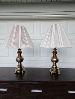 2 Rembrandt Vintage 1980s Brass Table Lamps Matching Pair