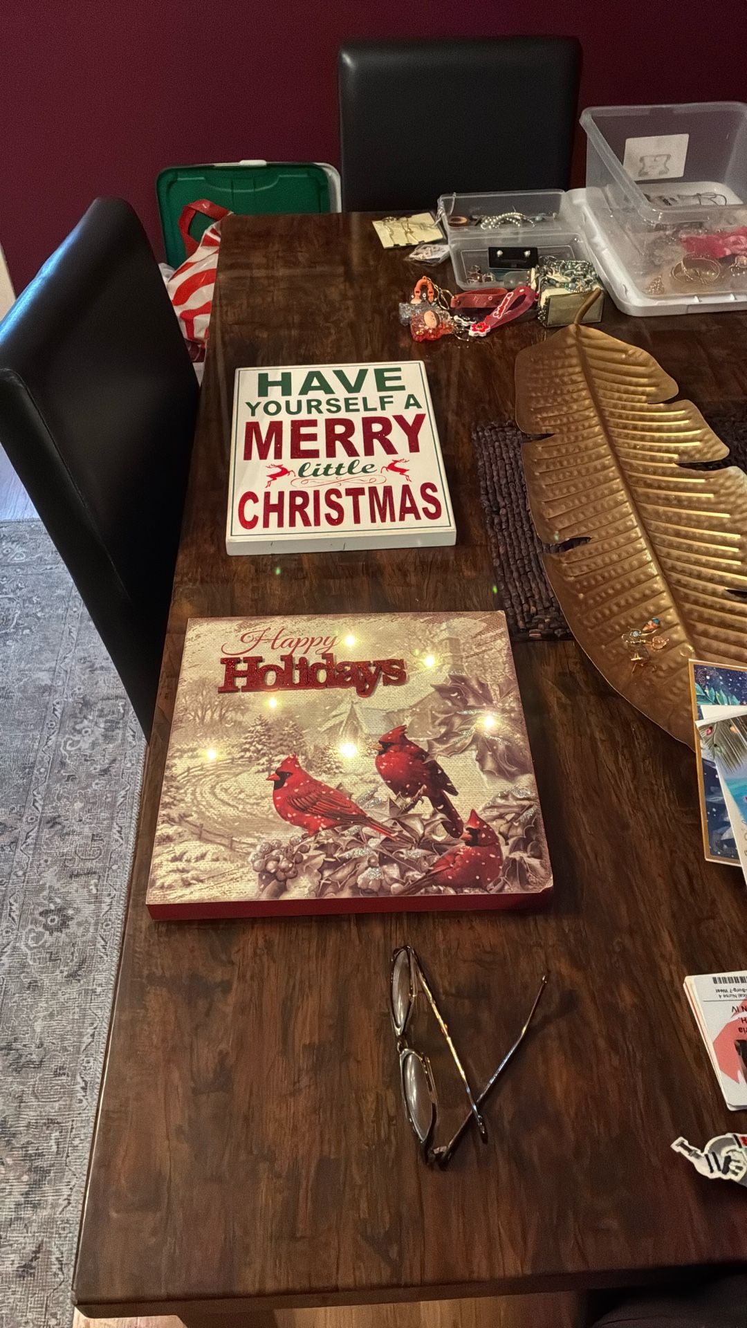 One Lights Up ,  Both For 7$