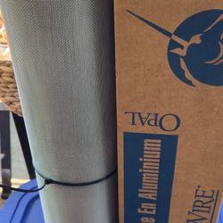 screen industrial 24x100  roll