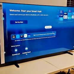 75 Inch Samsung Smart TV 4K UHD U8000F. Brand new  2025 Model. 