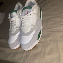 Jordan 4 RM Pine Green SIZE 14