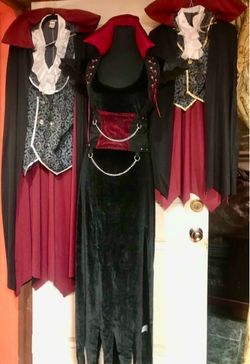 Vampire family costumes