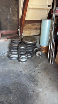 Cast Iron Weight Plates and Barbell Set