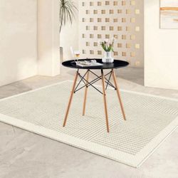 New Iceis Round Dining Table