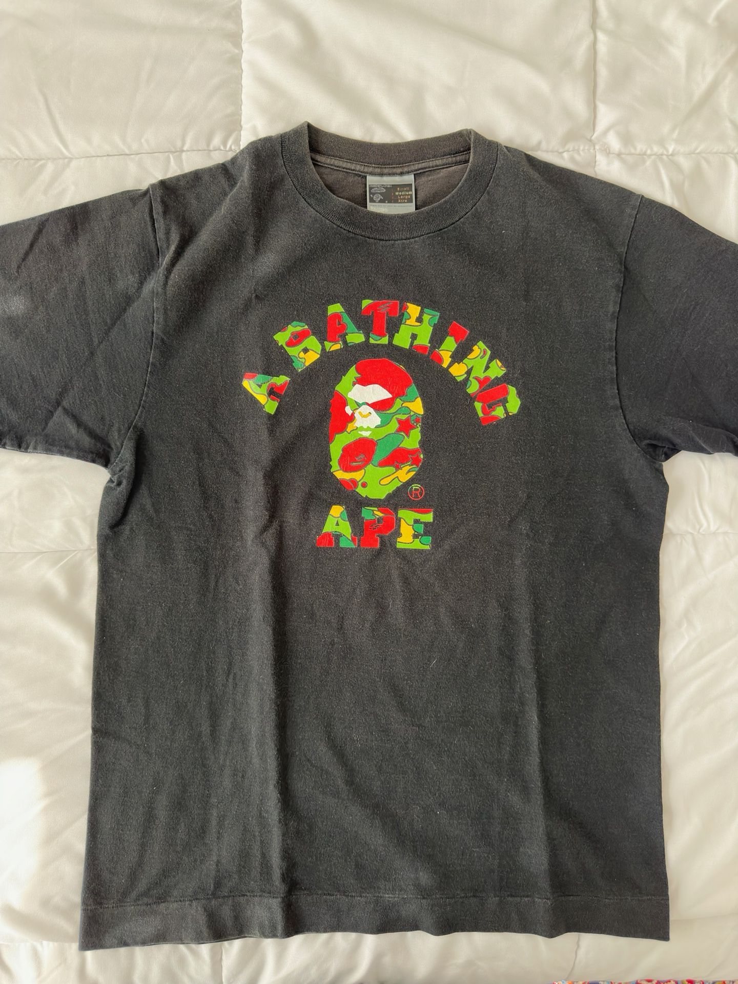 Men’s Bape A Bathing Ape Black T Shirt with Graphic Camo Print Size Medium Vintage