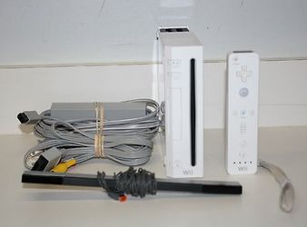 Nintendo Wii modified with 300 + old school classic games
