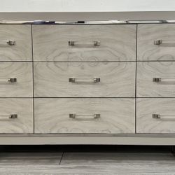 PULASKI CYDNEY DRAWER SET 