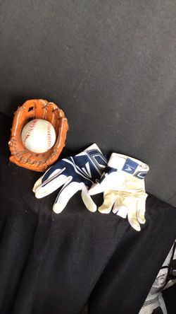 Easton Z3 hyperskin batting gloves size Y L