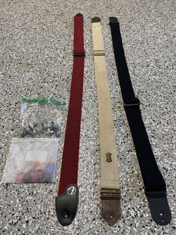 Straps , Pick , Tuners 