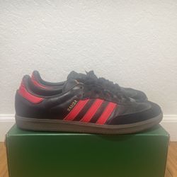 Adidas Sambas x Manchester United