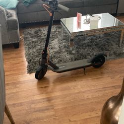 Electric Scooter Pororo