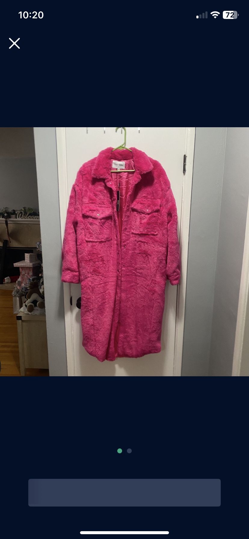 Fashion, nova fuchsia coat