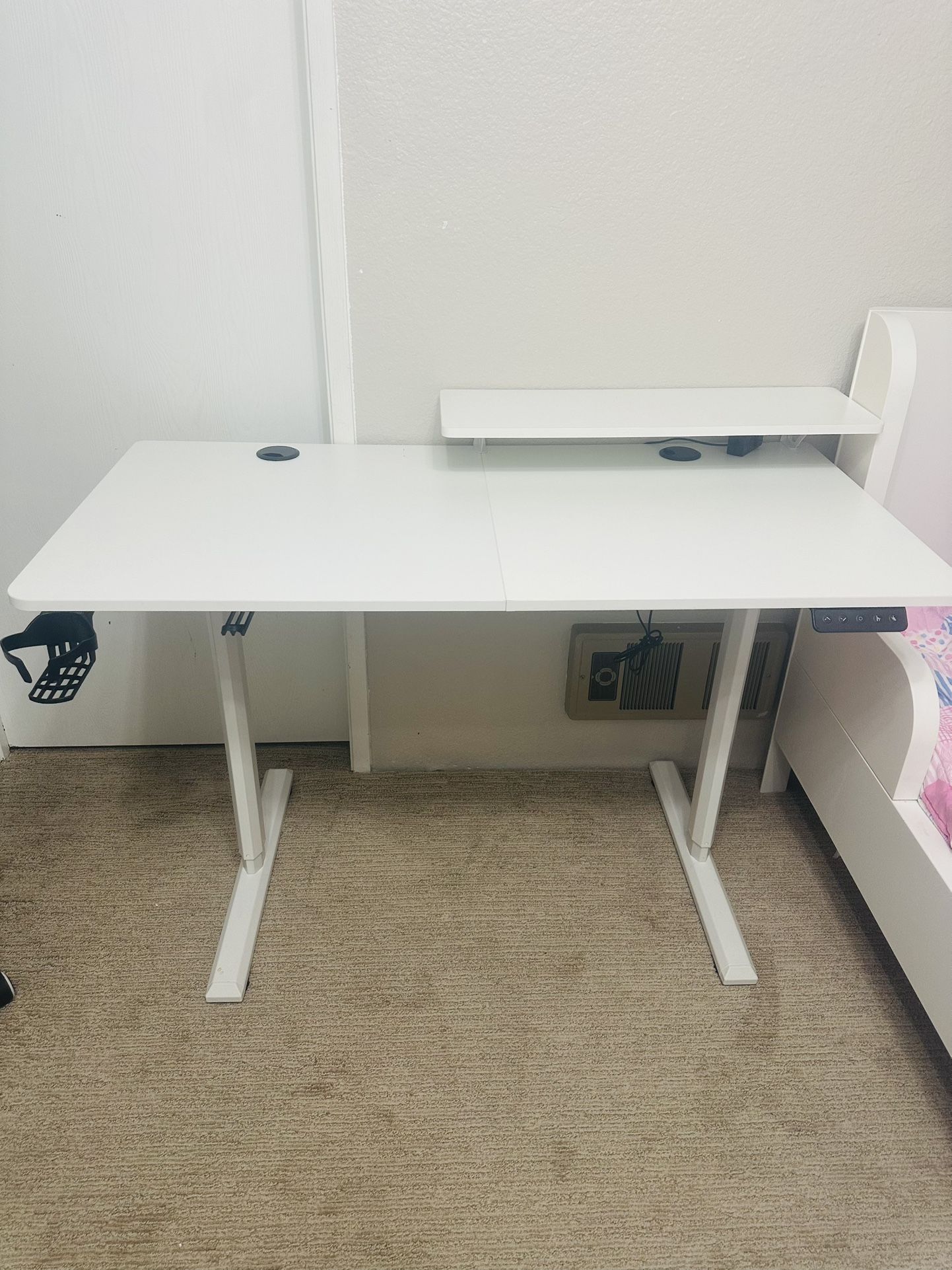 Electric Standing Desk With Monitor Shelf-Great Condition 
