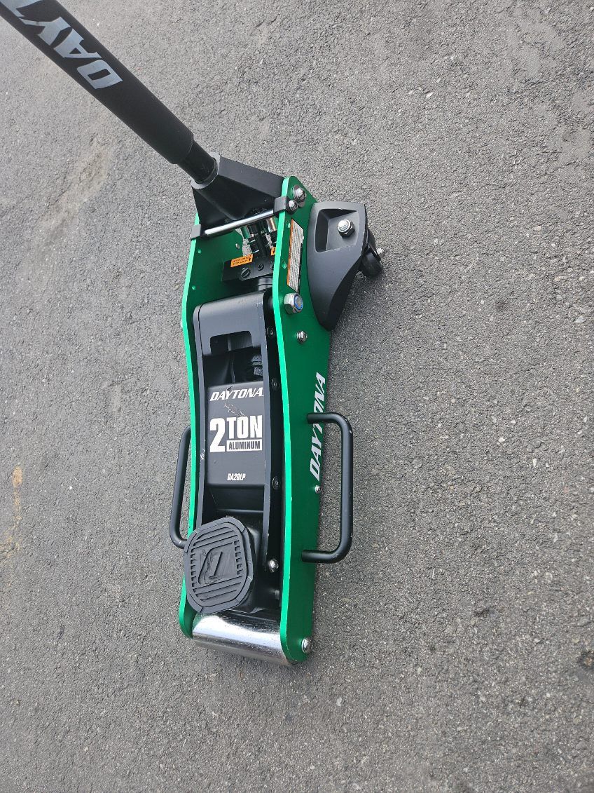 DAYTONA 2 ton Professional Racing Series Aluminum Floor Jack