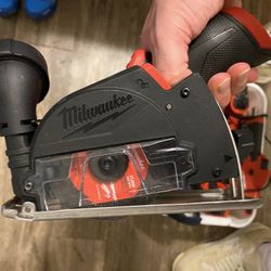 Milwaukee Power Tools