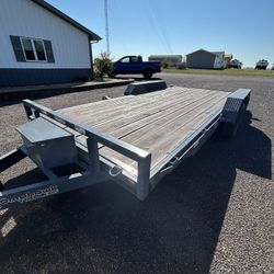 2025 Tomahawk Trailer 82"W X 18’L