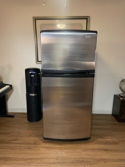 Whirlpool Top Freezer Refrigerator