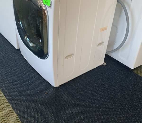 LG WASHER AND ELECTRIC DRYER ALL IN ONE F F1C