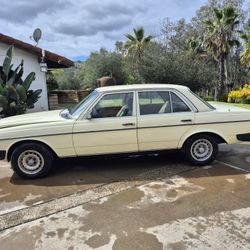 1980 MERCEDES BENZ 300D DIESEL
