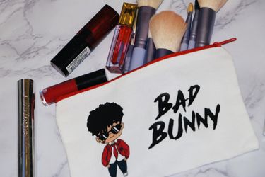 Cute bad bunny bag makeup pa los 2000 escuchaba rbd