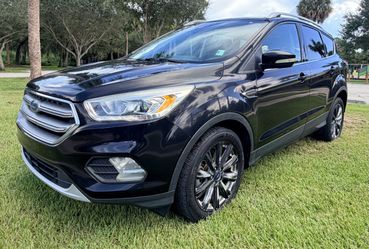 2017 FORD ESCAPE TITANIUM