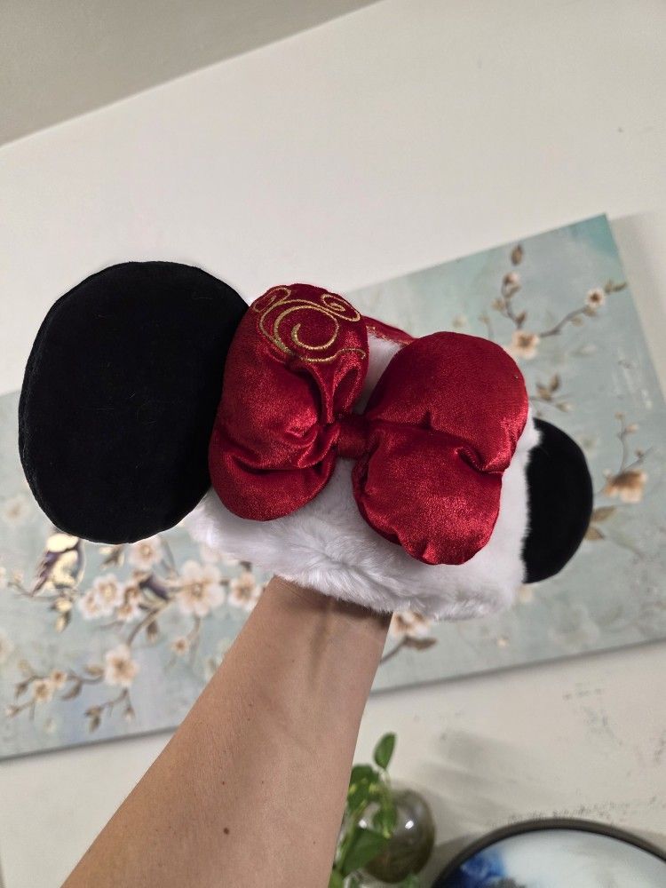 Minnie Mouse Holiday Chinese New Year faux fur hat MinnieDisney Parks Minnie Mouse Holiday Chinese New Year  main image 3