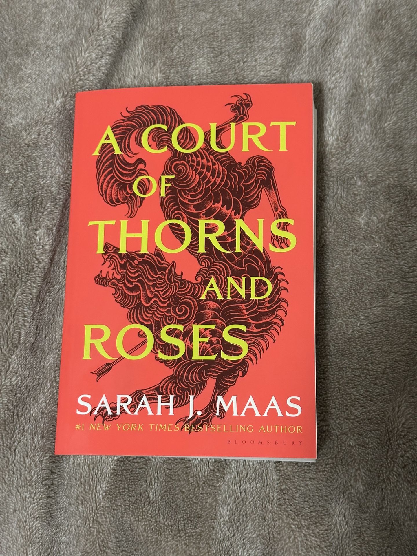 A Court Of Thorns And Roses