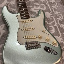 FS/FT Fender American Professional II Stratocaster 2021 Mystic Surf Green in MINT Condition & OHSC