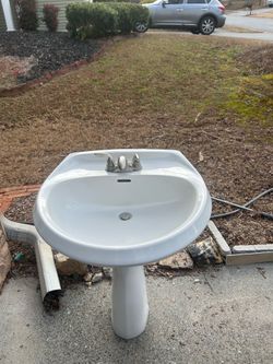 Pedestal Sink