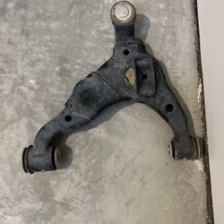 Toyota Forerunner, Drivers Lower Arm