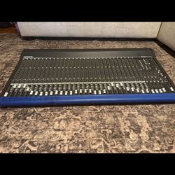 Trade: Mackie VLZ 24 Pro Soundboard for Bass Amp or Cabinet