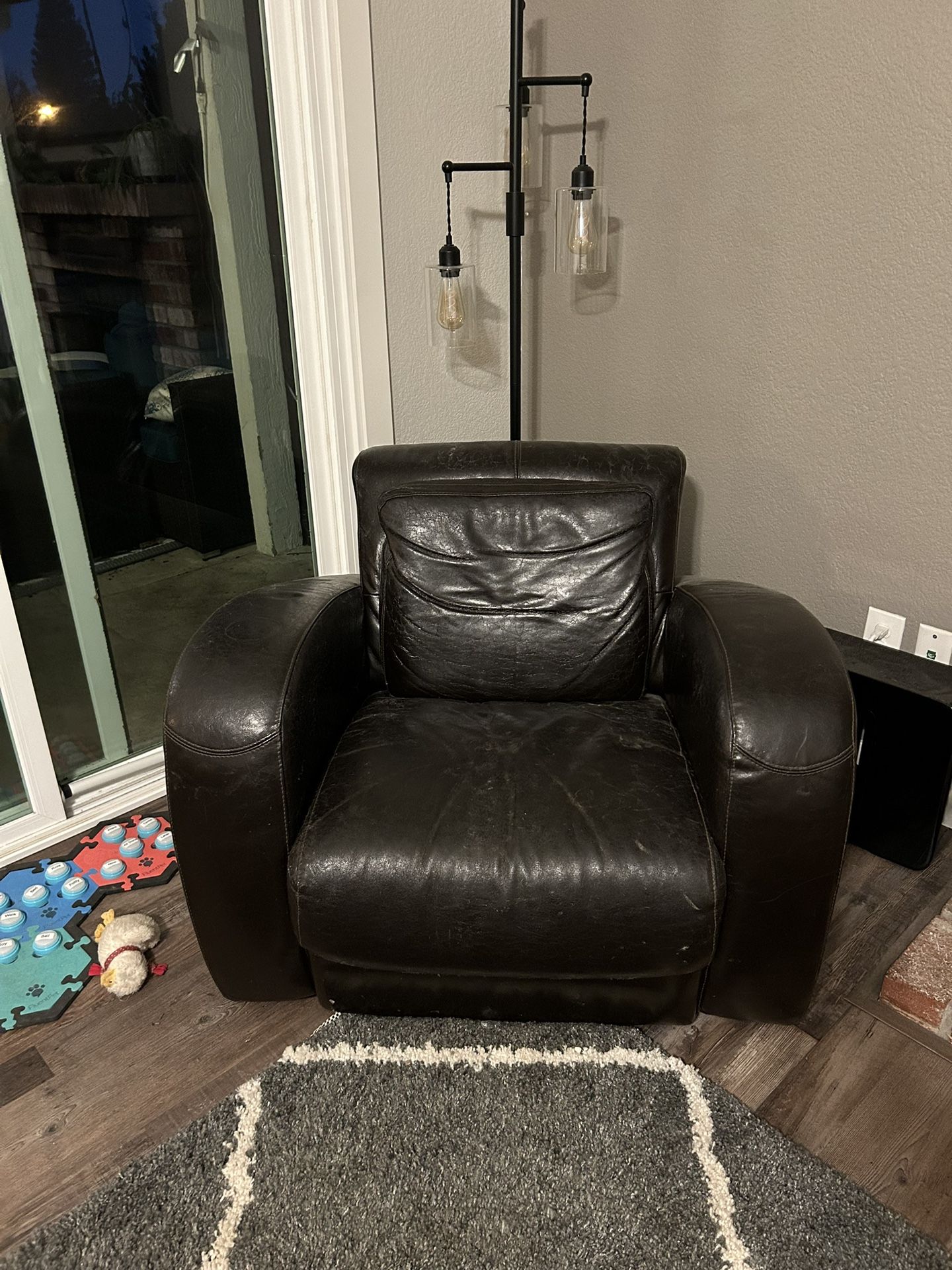 Scandinavian Design Chocolate Leather Chair