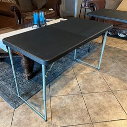 Foldable Table 🆕 