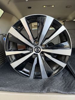 2020 Nissan Altima 19’ OEM Wheel(Just One Wheel)