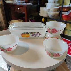 6 PIECES VINTAGE FIRE KING SET