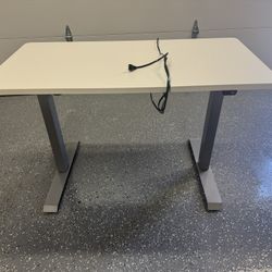 Solid Gently Used FlexiSpot Standing/sit Desk