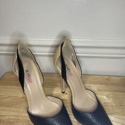 Just Fab Women’s Heels Size 8.5