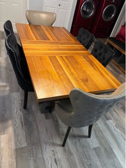 ‼️Free Delivery‼️Table with 6 chairs