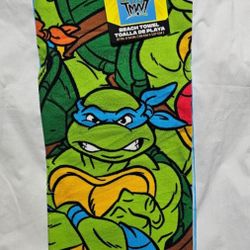 TEENAGE MUTUANT NINJA TURTLE BEACH TOWEL ⛱️ 